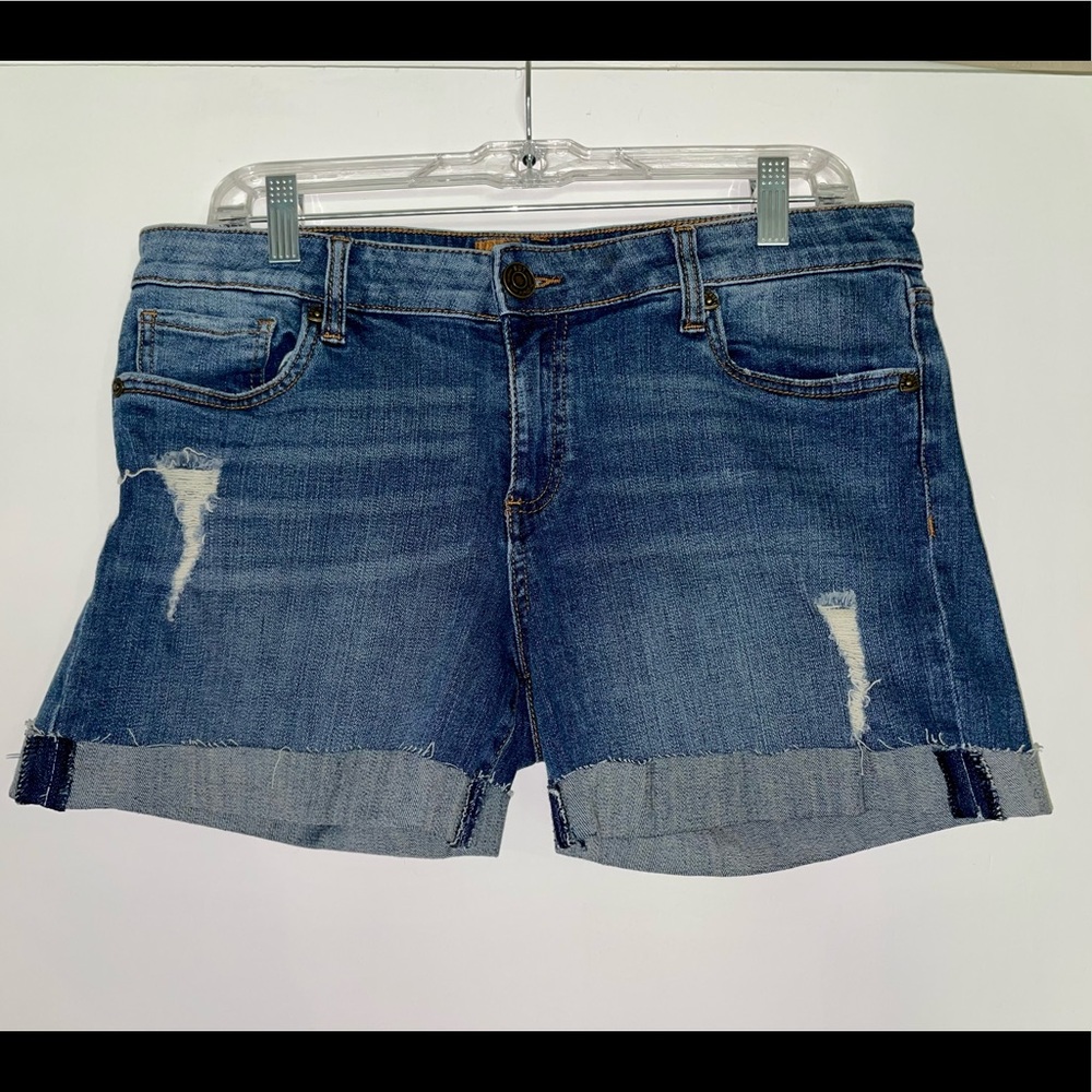 Kut from the Kloth Katy Boyfriend Shorts Distressed Mid Rise